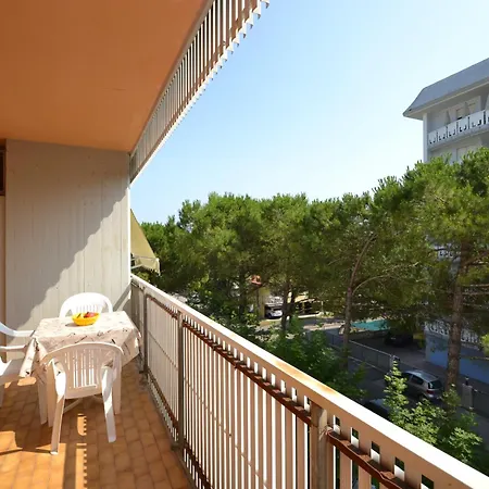 Apartamento Luminous Just Next To The *